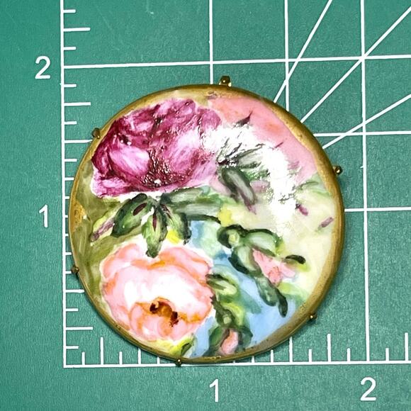 Brooch Hand Painted Porcelain Flower Purple Pink Gold Vtg Estate Jewelry O08 - Picture 4 of 4